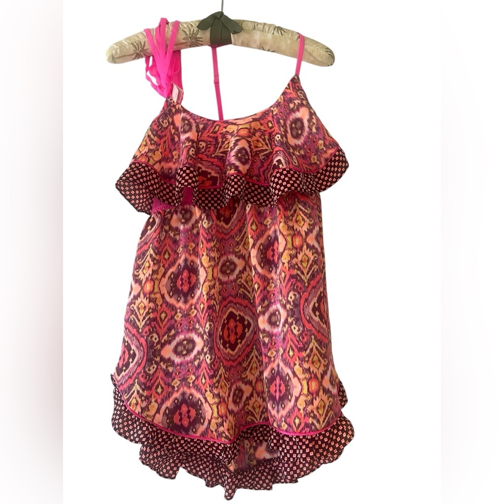 Victoria’s Secret nighty with matching pink thong NWT medium